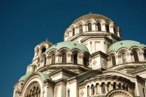 Beyond ‘Hello’: 20 Useful Bulgarian Phrases for Restaurants &amp; Shops
