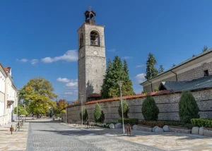 The Ultimate Bansko Shopping Guide: Souvenirs, Handicrafts &amp; Ski Gear Shops