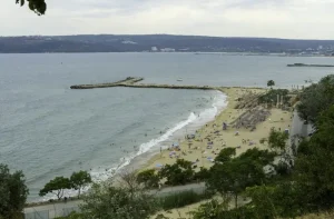 Ultimate Guide to Varna Nightlife: Bars, Clubs &amp; Live Music