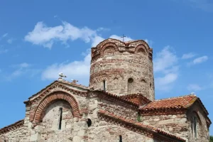 A Traveler’s Guide to Bulgarian Street Food: Eating on the Go