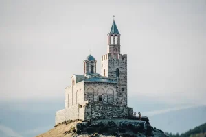 Dining Etiquette in Bulgaria: A Traveler’s Guide to Meals