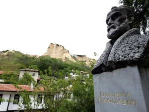 Top 5 Bulgarian Festivals for an Unforgettable Cultural Adventure