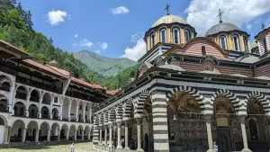 Speak Like a Local: 15 Must-Know Bulgarian Words for Travelers