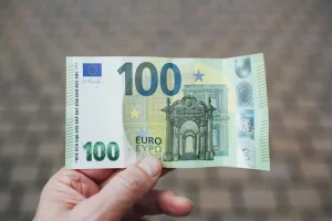 Paying for Things in Bulgaria: Essential Tips for Tourists